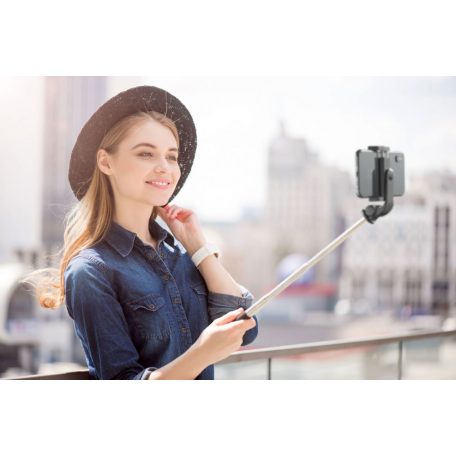 Cellularline Bluetooth selfie stick Freedom with tripod function, black